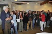 Nach der Wahl: Im Umkircher Rathaus warten Bürger und Kandidaten auf das Ergebnis